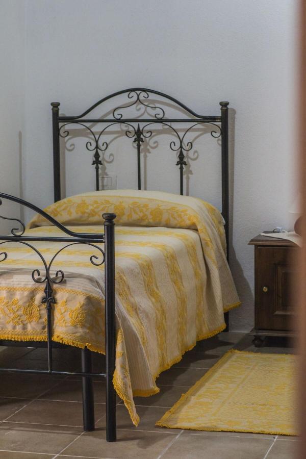 Albergo Diffuso Il Mandorlo Baressa Kültér fotó