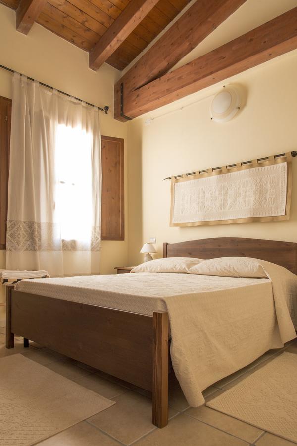 Albergo Diffuso Il Mandorlo Baressa Szoba fotó