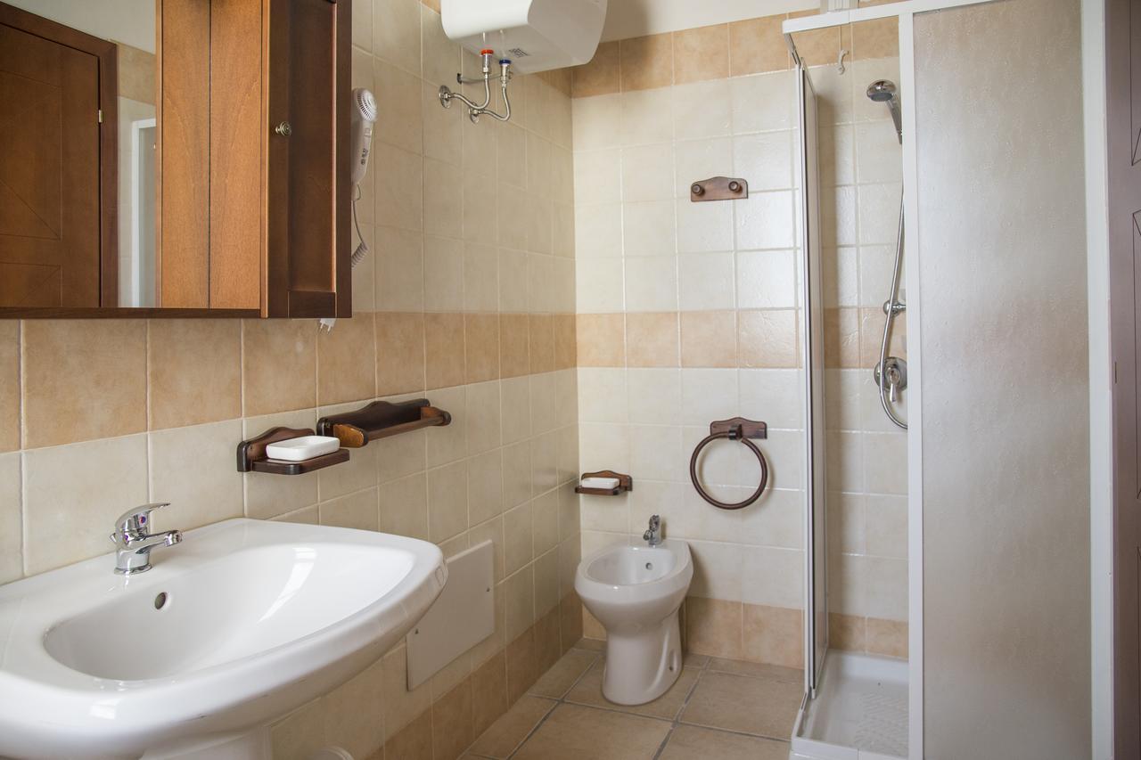 Albergo Diffuso Il Mandorlo Baressa Szoba fotó