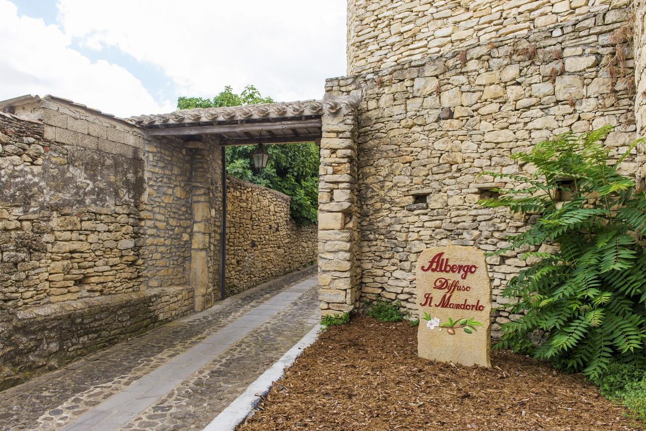 Albergo Diffuso Il Mandorlo Baressa Kültér fotó