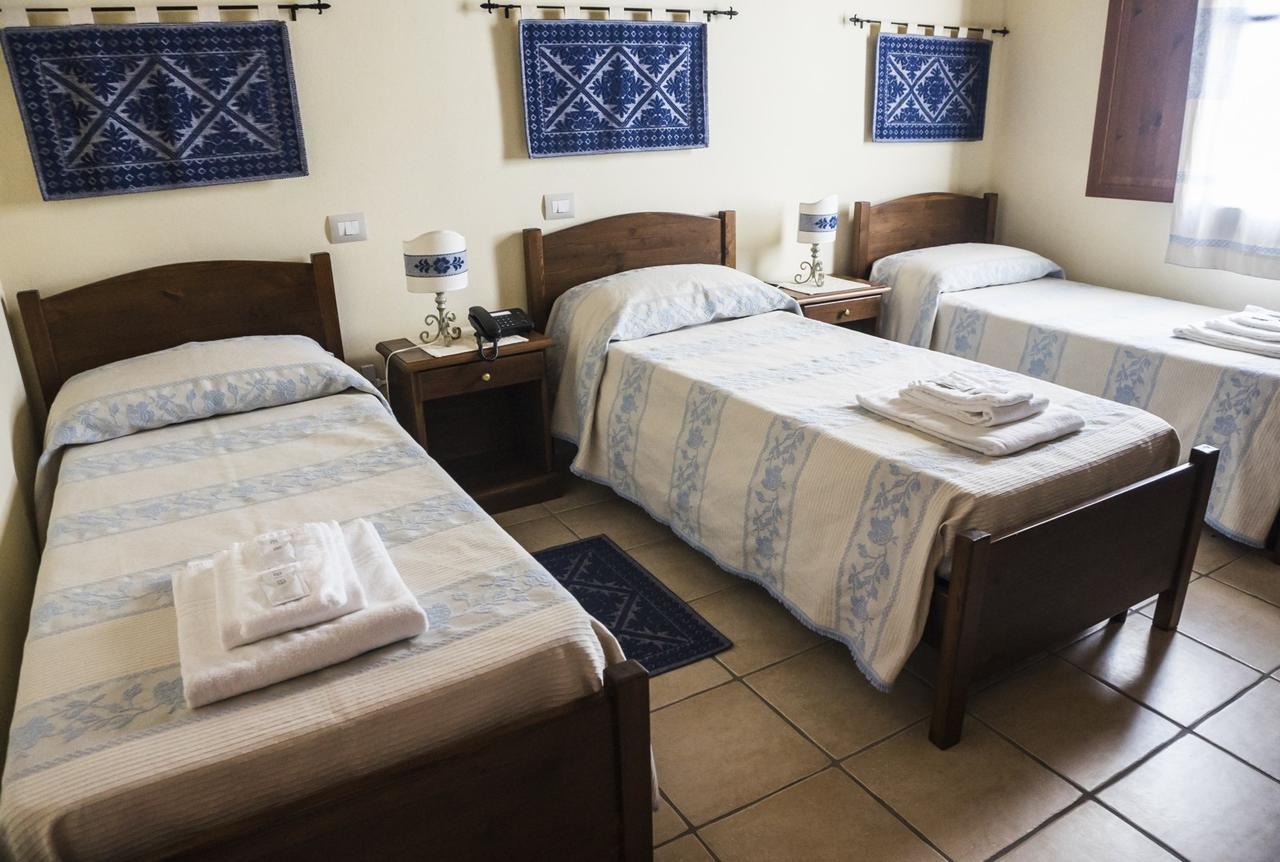 Albergo Diffuso Il Mandorlo Baressa Kültér fotó